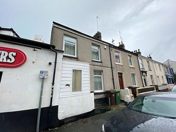 4 Bedroom End Of Terrace House To Rent In Regent Street, Plymouth, PL4