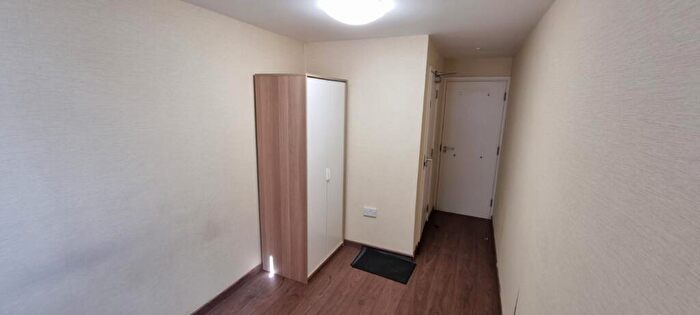 3 Bedroom Flat To Rent In Daniel House, Trinity Road, Bootle, Merseyside, L20