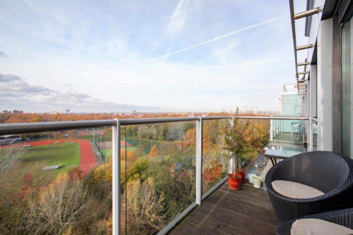 1 Bedroom Apartment To Rent In Lanson Building, Queenstown Road, London, SW11