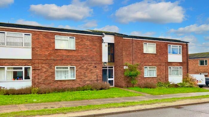 2 Bedroom Apartment To Rent In Hawthorn Avenue, Colchester, Essex, CO4