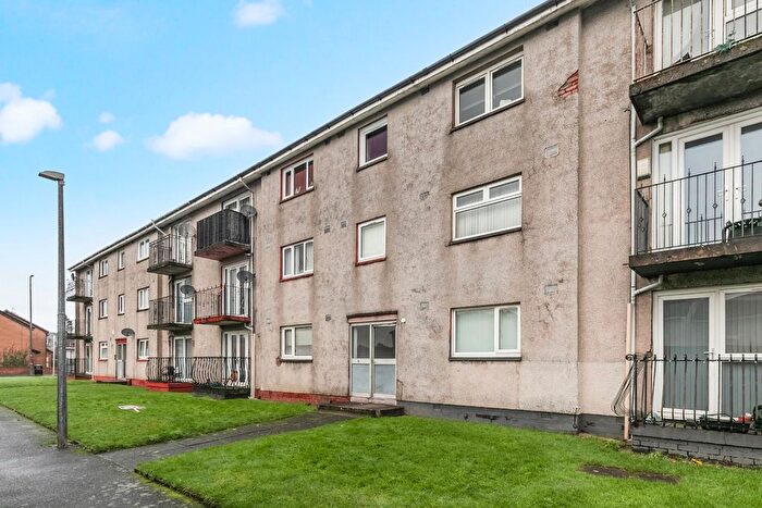 2 Bedroom Flat For Sale In Viscount Avenue, Renfrew, Renfrewshire, PA4