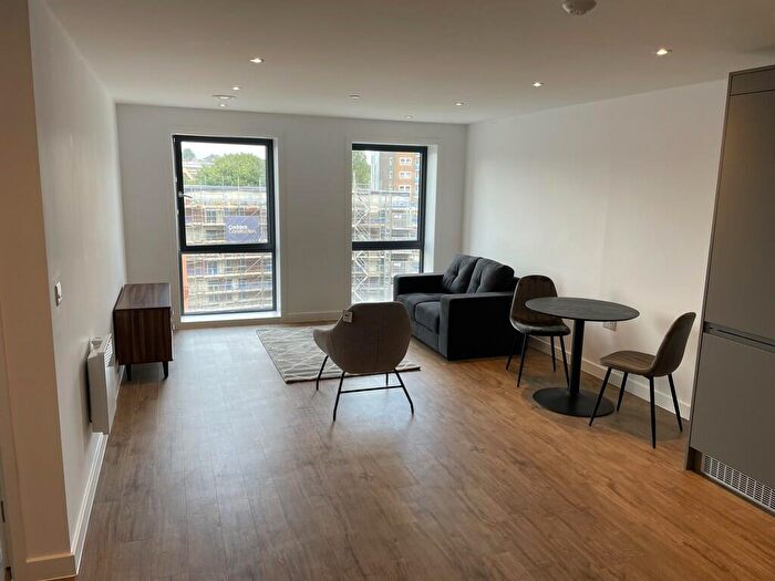 1 Bedroom Apartment To Rent In The Phoenix, Leeds, LS9