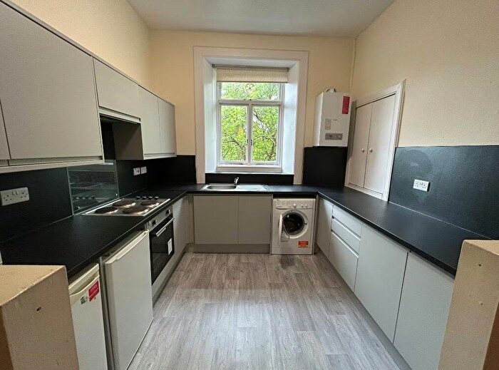3 Bedroom Flat To Rent In Warrender Park Road, Edinburgh, Midlothian, EH9