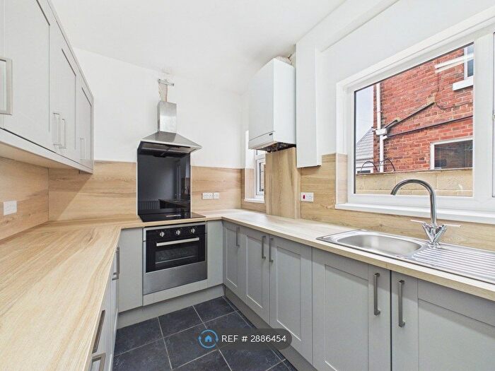 2 Bedroom Terraced House To Rent In Station Road, Bishop Auckland, DL14