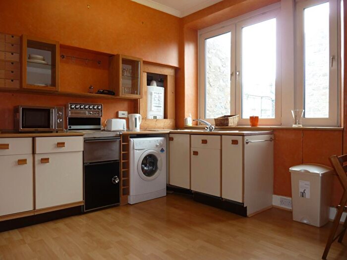 1 Bedroom Flat To Rent In Bedford Place, First Floor Right, AB24