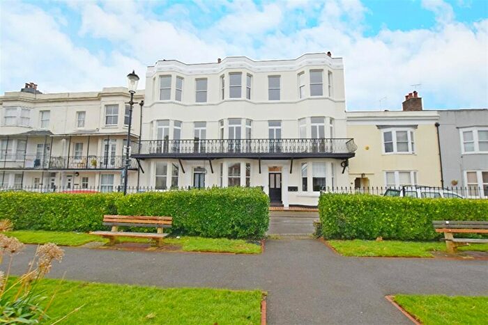 2 Bedroom Flat To Rent In The Steyne, Bognor Regis, PO21