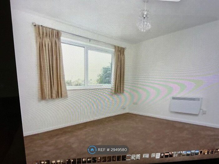 1 Bedroom Flat To Rent In Eeklo Place, Newbury, RG14