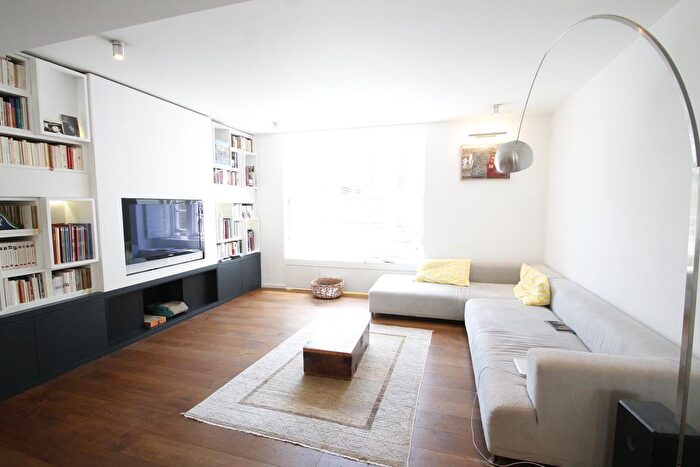 3 Bedroom Flat To Rent In Crawford Street, London, W1H