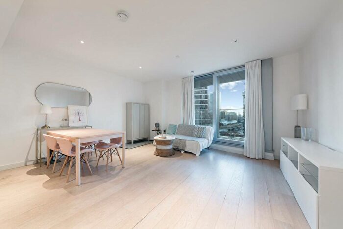 2 Bedroom Apartment To Rent In Charrington Tower, New Providence Wharf, London, E14