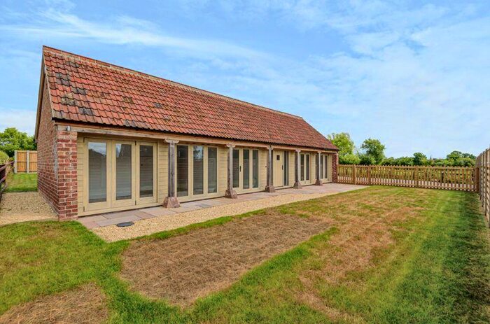 2 Bedroom Detached House For Sale In South Barn, Vinecroft, Berkeley, GL13