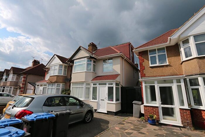 2 Bedroom Maisonette To Rent In Logan Road, Preston Road, Wembley, HA9