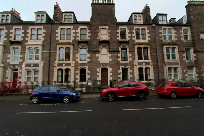 2 Bedroom Flat To Rent In Garland Place, Dundee, DD3