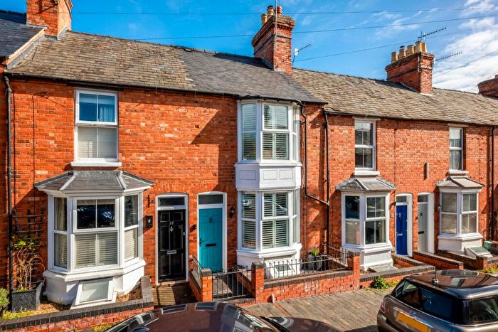 3 Bedroom Terraced House For Sale In Wellesbourne Grove, Stratford-upon-Avon, CV37