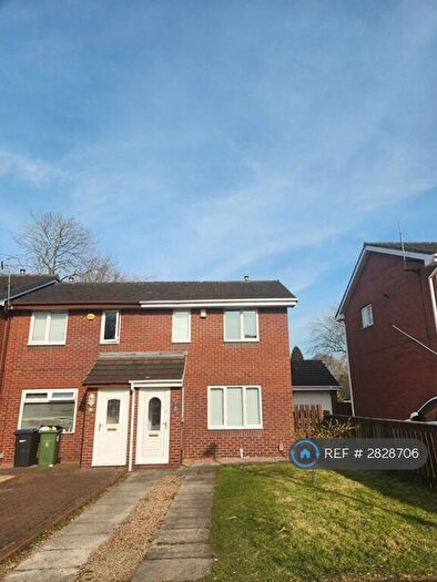 2 Bedroom End Of Terrace House To Rent In Marlowe Gardens, Gateshead, NE8