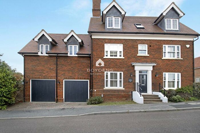 5 Bedroom Detached House To Rent In Elizabeth Lockhart Way, Braintree, CM7