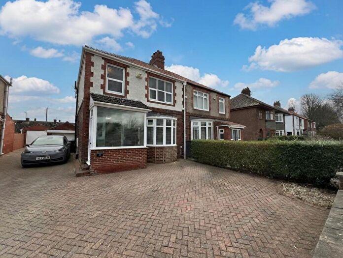 3 Bedroom Semi Detached House For Sale In Grayson Road, Spennymoor, DL16