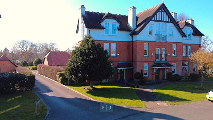 3 Bedroom End Of Terrace House For Sale In Great Stony Park, Ongar, CM5