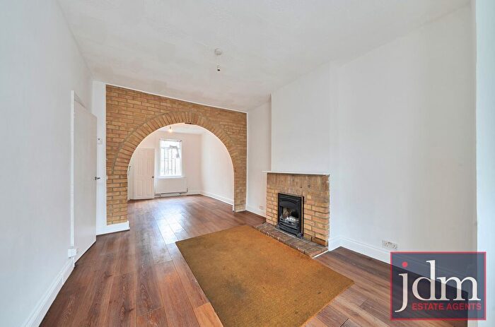 2 Bedroom Detached House To Rent In Leahurst Road, London, SE13