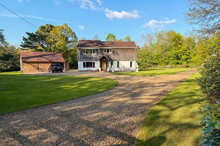 4 Bedroom Detached House For Sale In Hillstreet, Calmore, Southampton, SO40