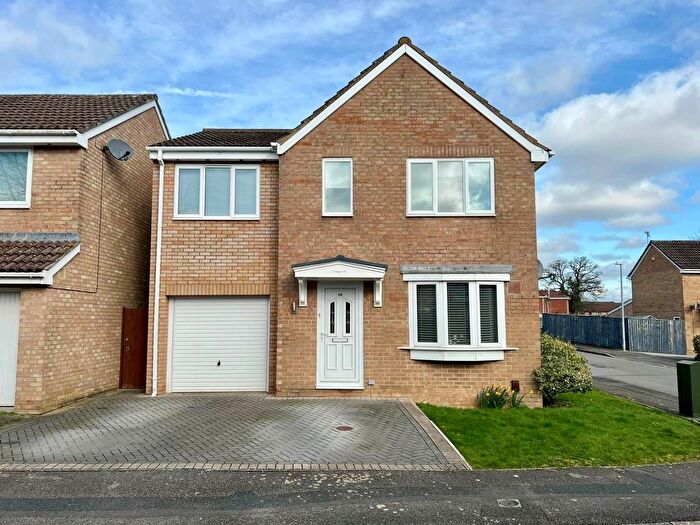 4 Bedroom Detached House For Sale In Lineacre Close, Grange Park, Swindon, SN5