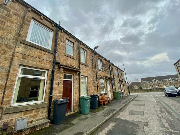 2 Bedroom Terraced House To Rent In Swaine Hill Street, Yeadon, Leeds, LS19