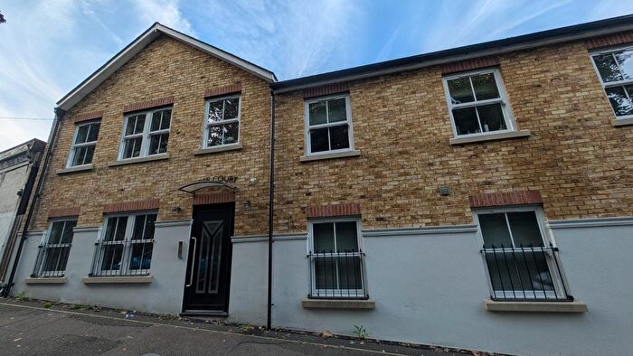 2 Bedroom Flat To Rent In Foord Road South, Folkestone, Kent, CT20