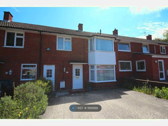3 Bedroom Terraced House To Rent In Beckford Avenue, Bracknell, RG12
