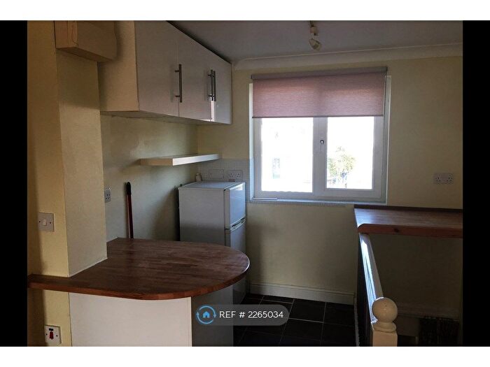 1 Bedroom Flat To Rent In Beaumont Road, Cambridge, CB1