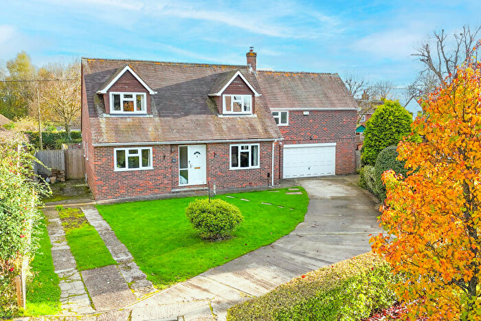 5 Bedroom Detached House For Sale In Worminghall, Buckinghamshire, HP18