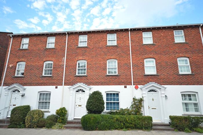 3 Bedroom Town House To Rent In Trafalgar Place, Lymington, Hampshire, SO41