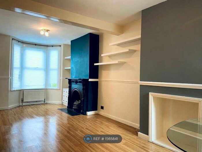 2 Bedroom Terraced House To Rent In Cann Hall Road, London, E11
