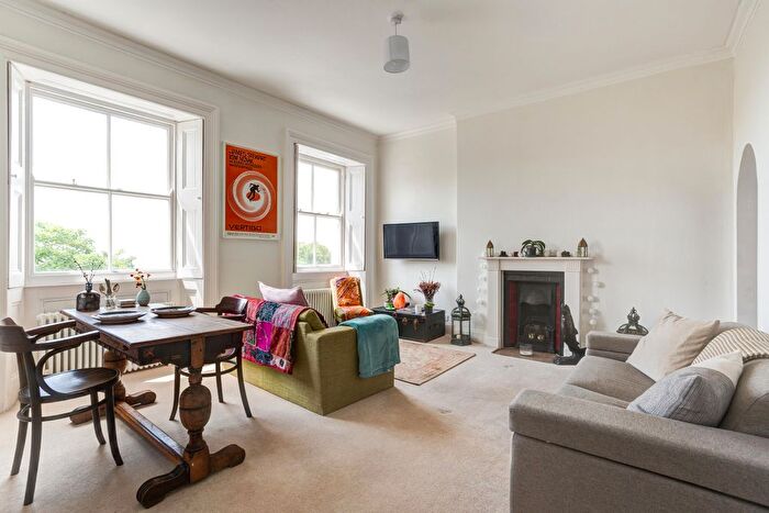1 Bedroom Flat For Sale In Sussex Square, Brighton, BN2