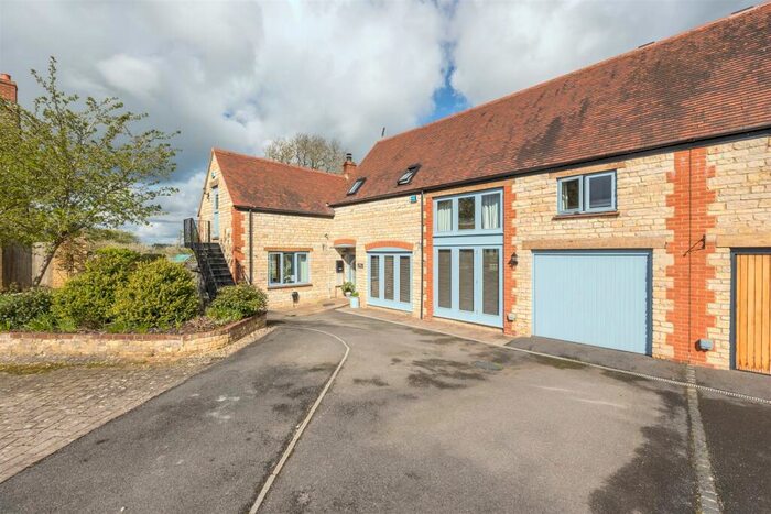 4 Bedroom House For Sale In Ingleby Paddocks, Enslow, OX5