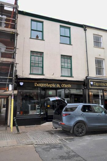 2 Bedroom Flat To Rent In Boutport Street, Barnstaple, Devon, EX31