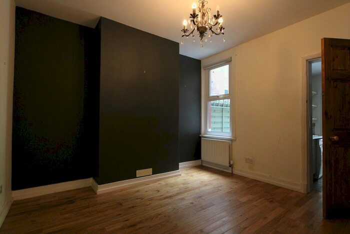 4 Bedroom Terraced House To Rent In Lansdowne Road, Purley, CR8