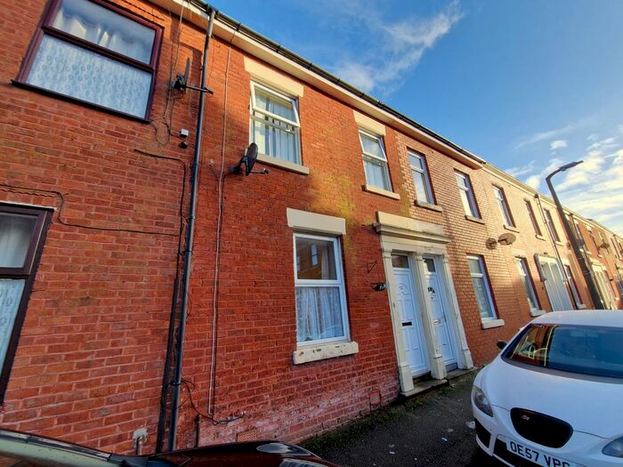 3 Bedroom Terraced House To Rent In Bence Road, Preston, PR1