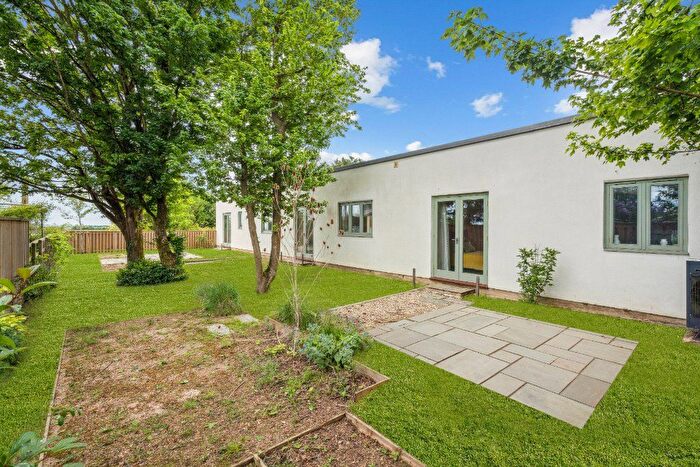 2 Bedroom Bungalow For Sale In Long Barn, Sturt Farm, Oxford Road, Burford, Oxfordshire, OX18