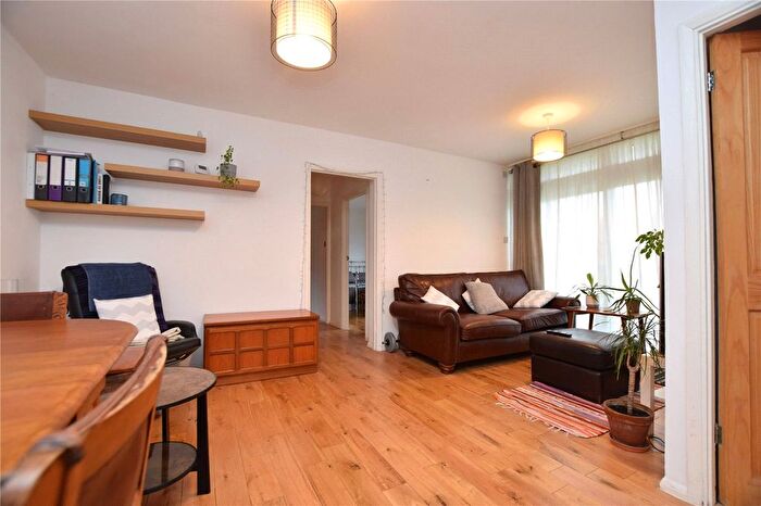 2 Bedroom Flat To Rent In Longbridge Road, Barking, IG11