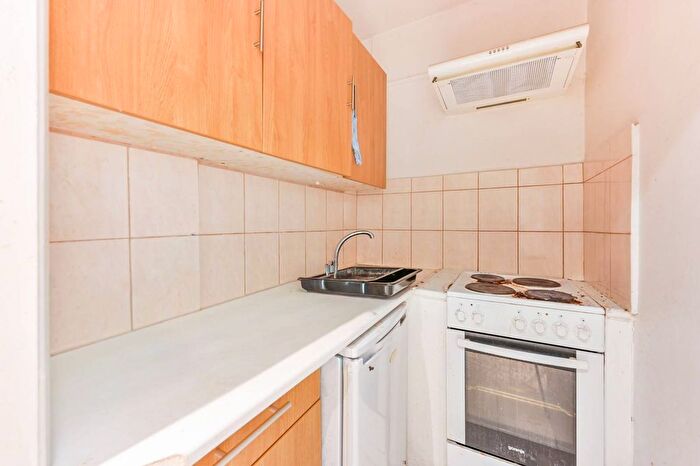 Studio For Sale In Gloucester Terrace, Bayswater, London, W2