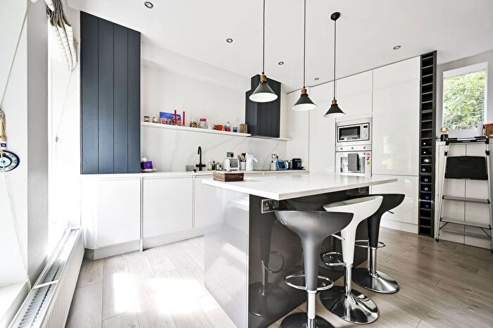 3 Bedroom Property To Rent In Bravington Road, Maida Vale, London, W9