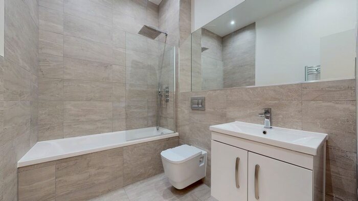 1 Bedroom Flat To Rent In Riverbank Way, Brentford, TW8