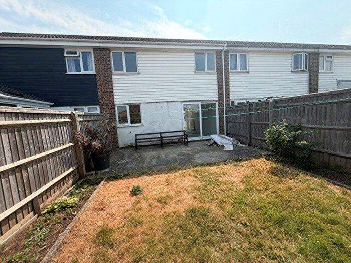3 Bedroom Terraced House To Rent In Broadmarsh Close, Grove, Wantage, OX12