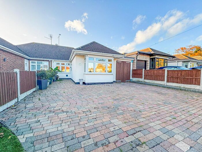 2 Bedroom Semi Detached Bungalow For Sale In Heycroft Road, Leigh-On-Sea, SS9