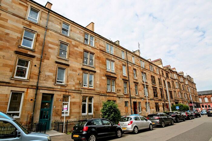 1 Bedroom Flat To Rent In Dixon Avenue, Govanhill, G42