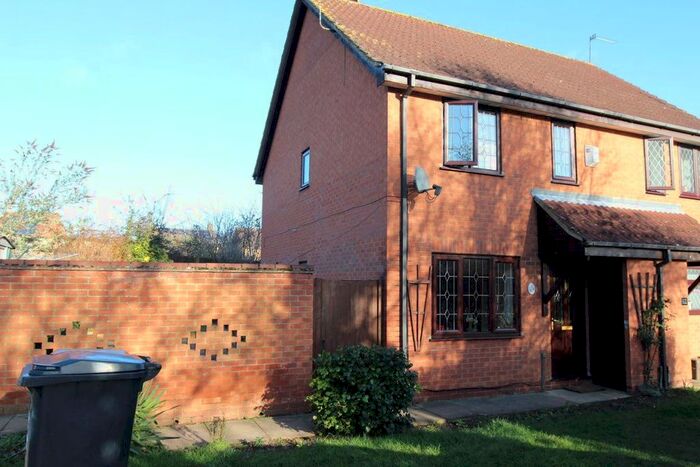 3 Bedroom Property To Rent In Longford Avenue, Little Billing, Northampton NN3