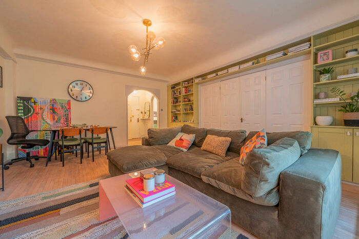 2 Bedroom Apartment To Rent In Elmfield, West Block, Millbrook Road East, Southampton, SO15