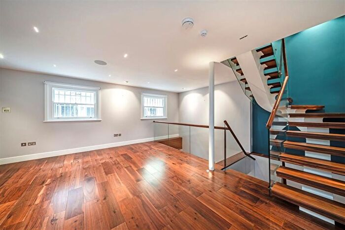 3 Bedroom Property To Rent In Roland Way, South Kensington, SW7