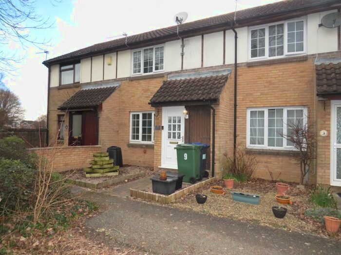 2 Bedroom Property To Rent In Tanner Close, Pewsham, Chippenham, SN15