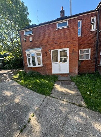 2 Bedroom Maisonette To Rent In C Roberts Road, High Wycombe, HP13