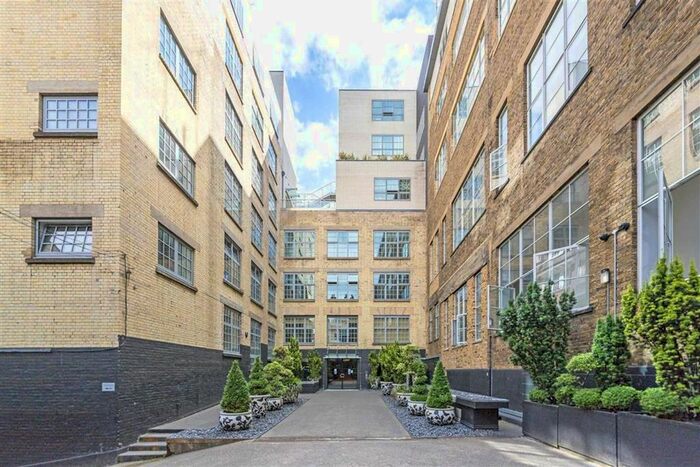2 Bedroom Flat To Rent In Marshall Street, London, W1F